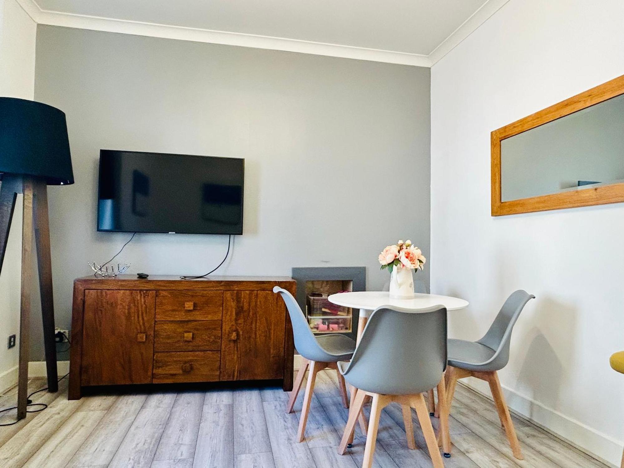 2B Apartment Near Glasgow Sec, Ovo Hydro & City Centre Екстериор снимка